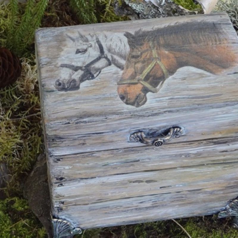 Casket "Horses"