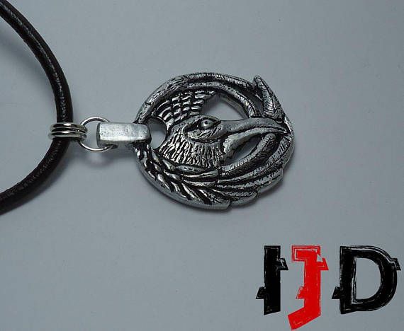 Silver Raven Crow Pendant Necklace - Witch Pendant - Game of Thrones Necklace - Silver Raven - Gothic Jewelry