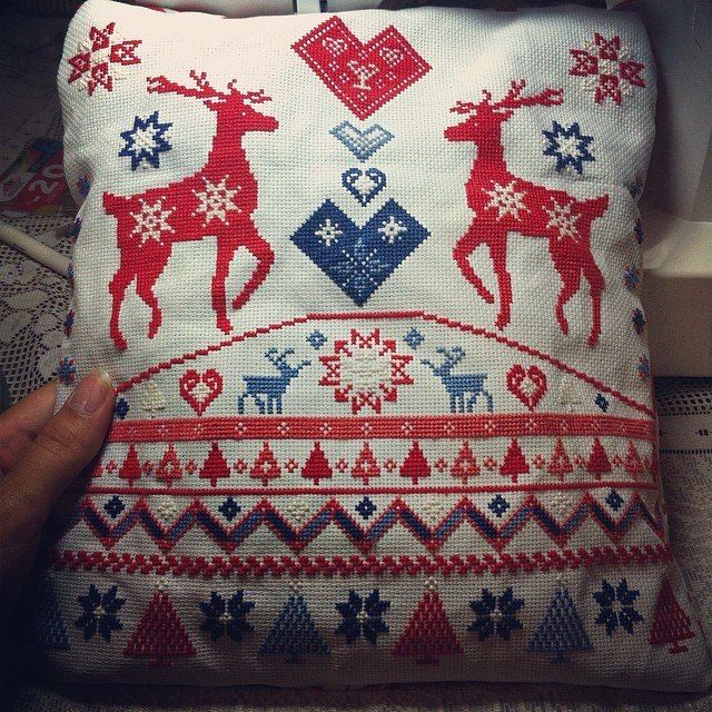 A pillow "Deers"