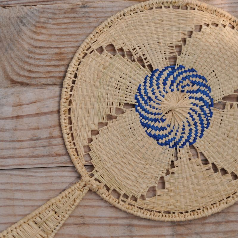 Rafia handmade fan