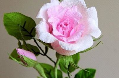 DIY flower bouquet with candies