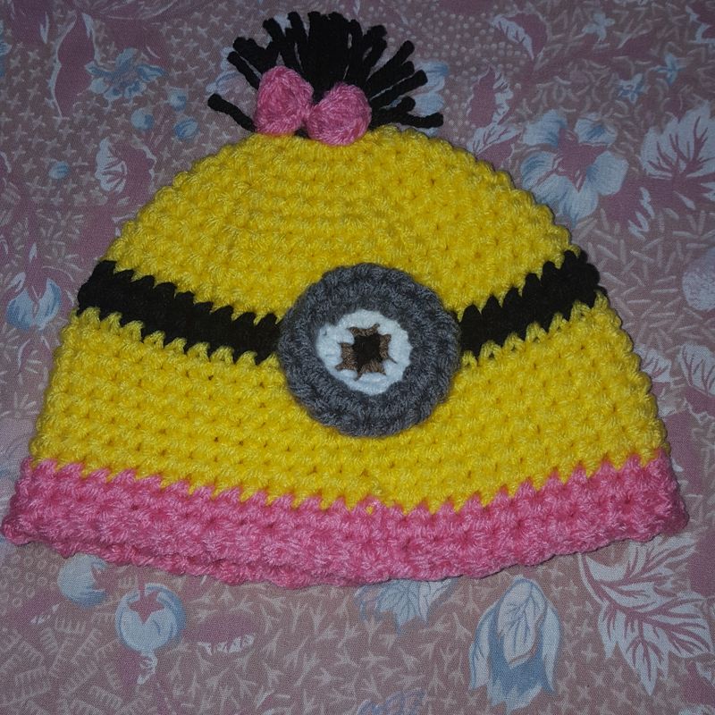 Minion girl crochet hat