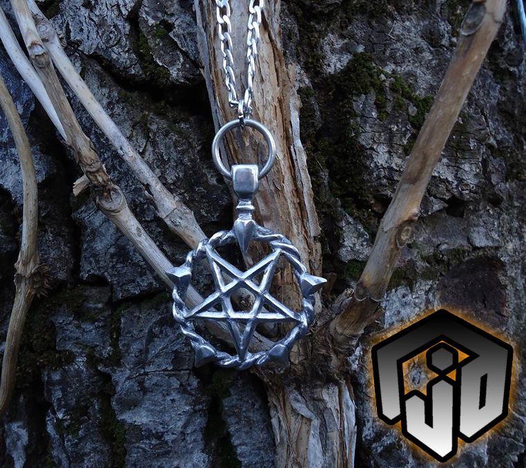 Silver Pentagram Necklace - Pentagram Pendant - Withches Pentagram - Satanic Necklace - Demon Pentagram - Demon Jewelry - Gothic Necklace