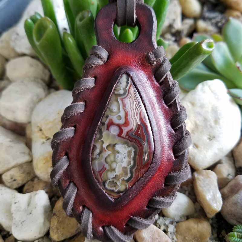 Handcrafted Leather Necklace with Laguna Lace Cabochon (Red)