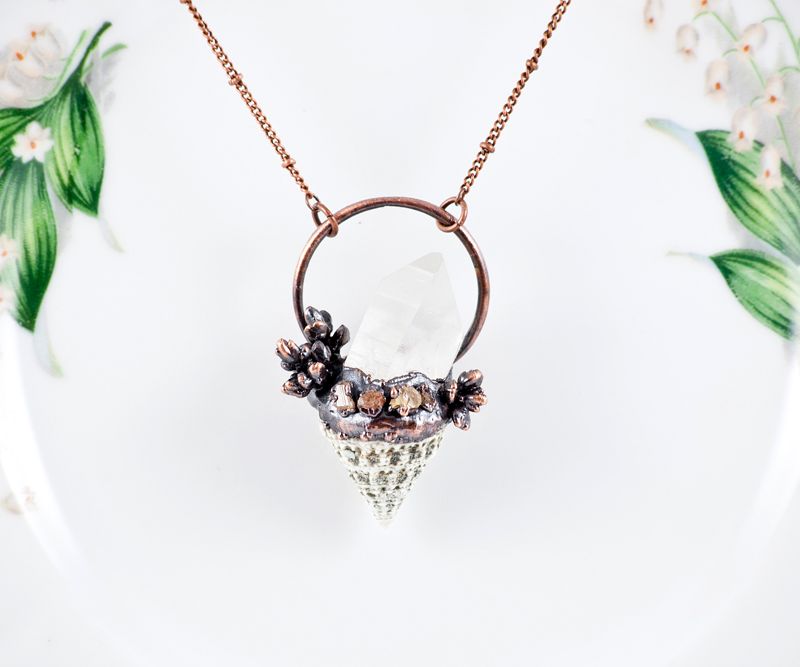 Clear Quartz and Topaz Sea Shell Pendant Necklace